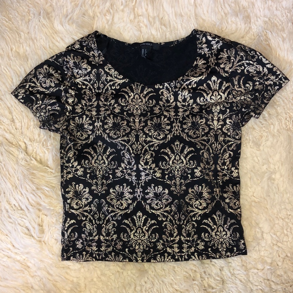Pattered crop top